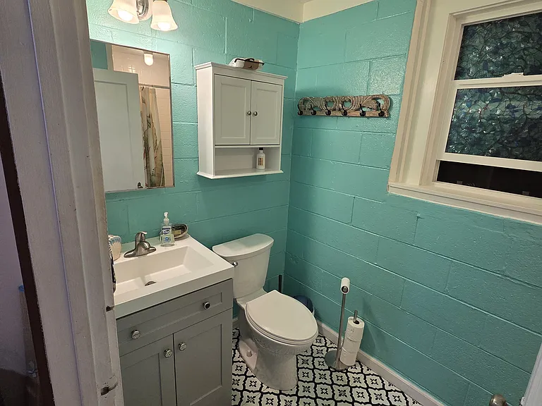 Paula Dr — Photo 9