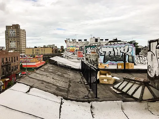 Rented by EXR | media 13