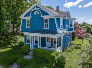 45 Washington St, Nazareth, PA 18064