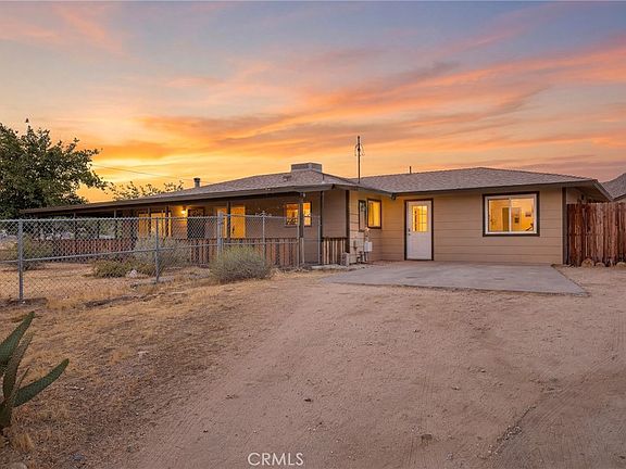 2nd image of 61659 Pueblo Trl