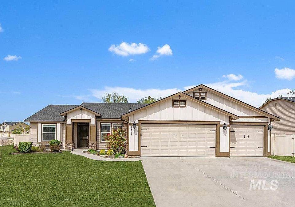 1st image of 1821 N Ok Corral Pl