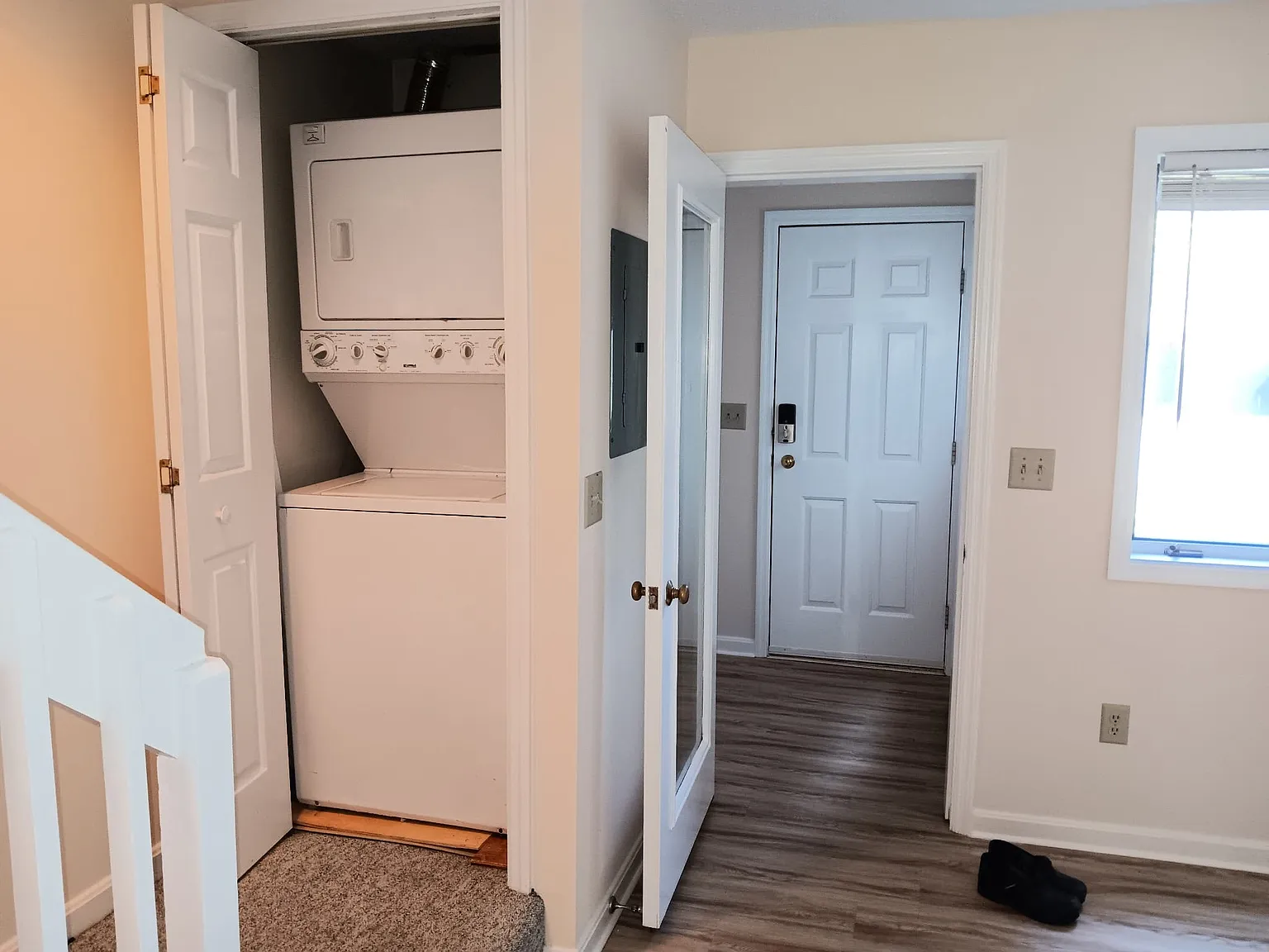 2 bed, 1.5 bath, 1024 sqft, $2,400 — Photo 3