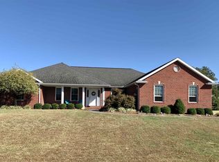 1654 Ashwood Dr, Jasper, IN 47546