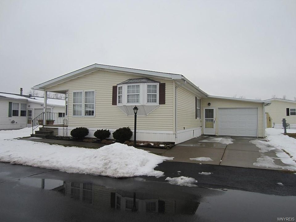 1st image of 19 Juniper Ln