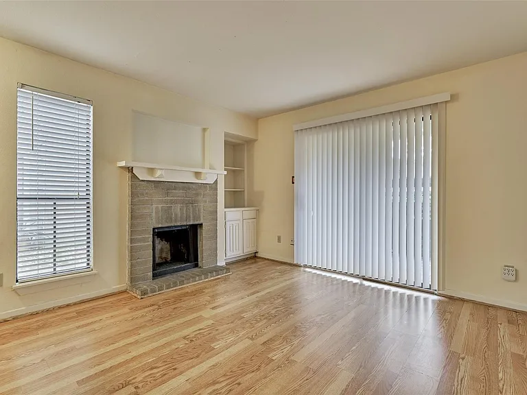 3500 Tangle Brush Dr #25 — Photo 6