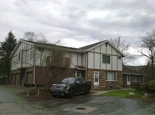 N18W5391 Pierce Ct, Cedarburg, WI 53012