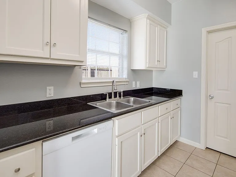 1503 Hollowhill Dr #A — Photo 11