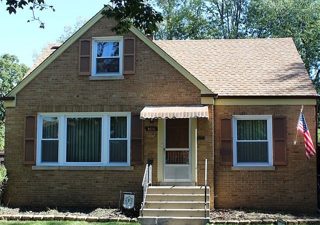 1st image of 9331 S Tulley Ave