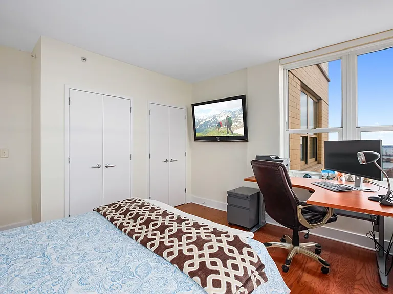88 Morgan St #Penthouse 3-7 — Photo 9