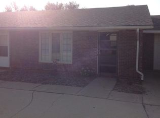 1010 E 27th Ave UNIT B, Hutchinson, KS 67502