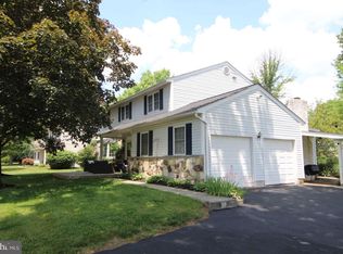 1027 Walnut Ln, Lansdale, PA 19446