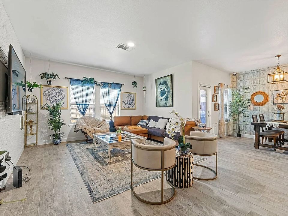 1st image of 11321 Pecan Creek Dr