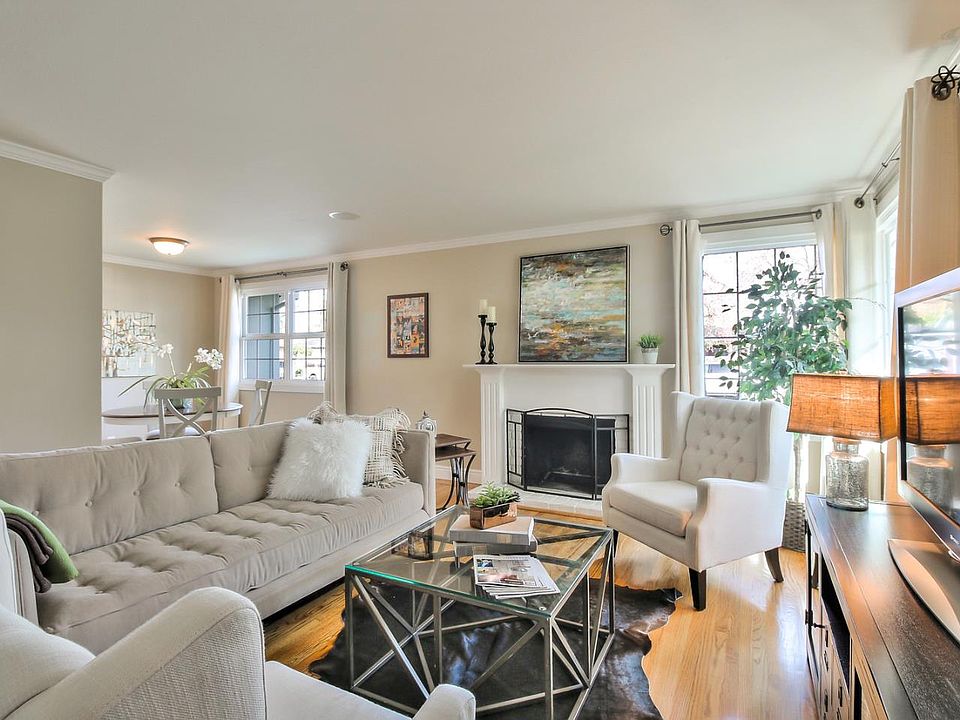 1st image of 1840 Gunston Way