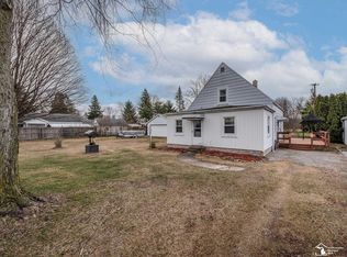 1849 Toben Rd, Carleton, MI 48117