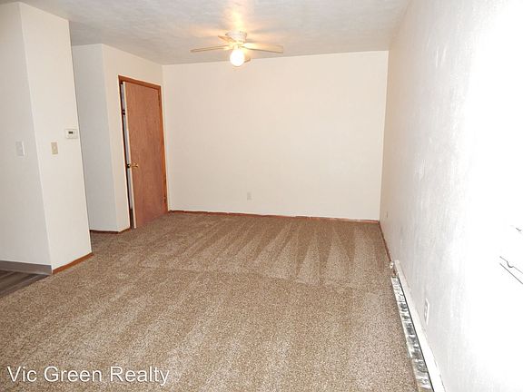 2nd image of 406 Cedar Dr APT A