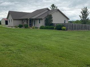 120 Pickering Ln, Harrisburg, IL 62946