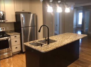 1188 Middlesex St #1, Lowell, MA 01851