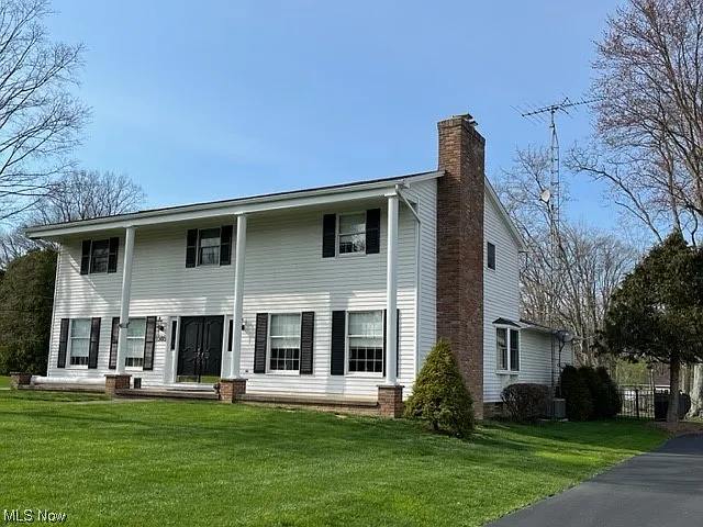 1505 Highland Ave photo 1
