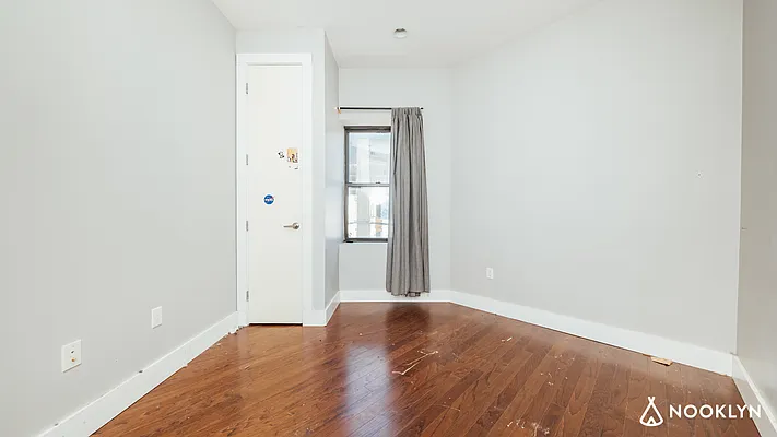Rented by Nooklyn NYC LLC | media 7