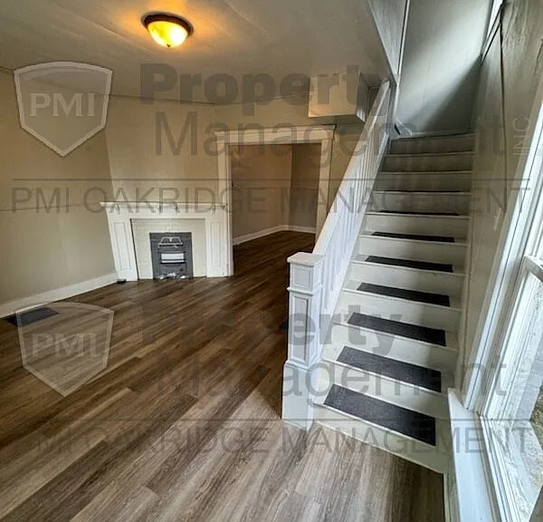 212 Grove St #212 — Photo 1