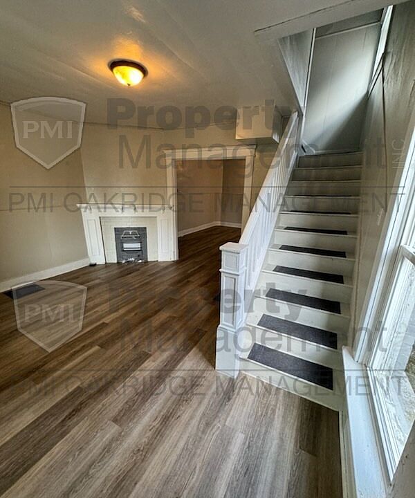 1st image of 212 Grove St #212