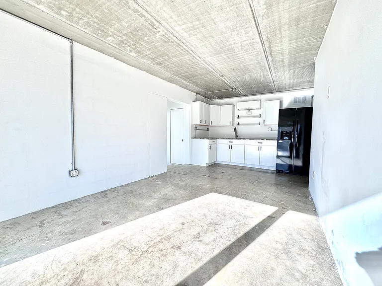 2202 Lee Ct — Photo 5