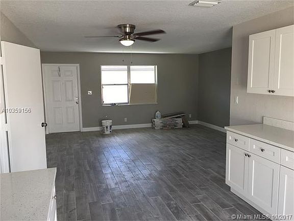 5th image of 637 SW 3rd Ave #1