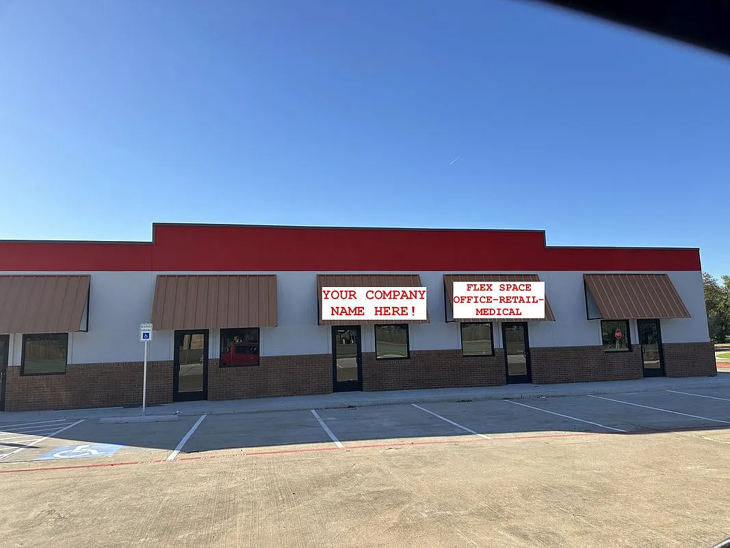 Building Photo - 678 N FM 120