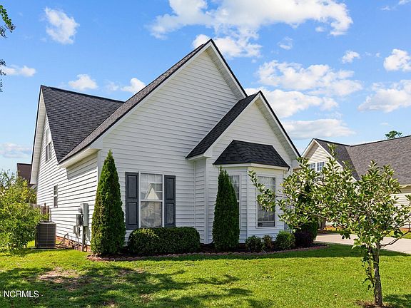 3rd image of 3704 Tifgreen Drive