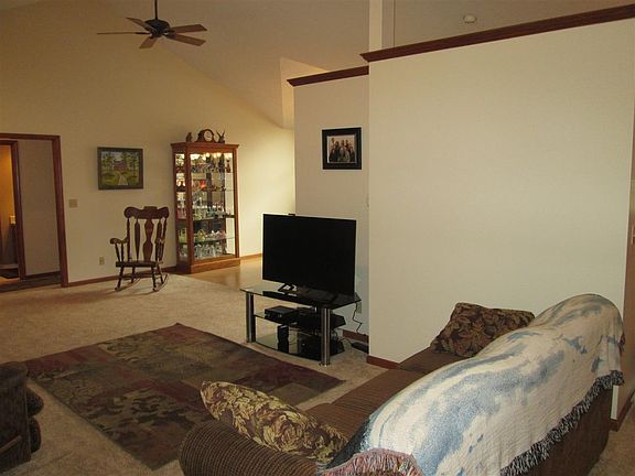 5th image of 5106 W Tamarac Dr