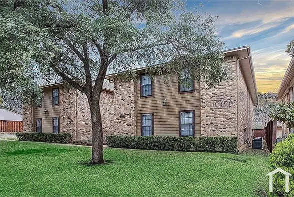 2 bed, 780 sqft, $1,399 — Photo 2
