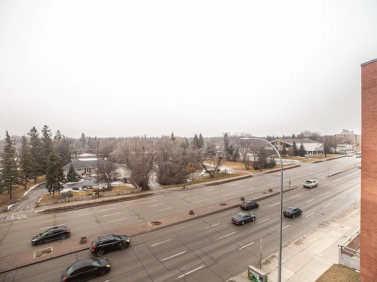2391 Portage Ave — Photo 7