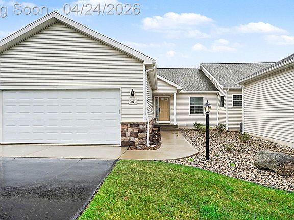 2nd image of 4013 Eastbridge Circle Rd