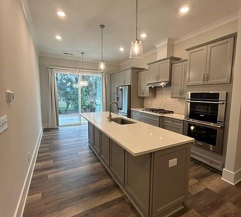 2nd image of 4821 Blanchard Way