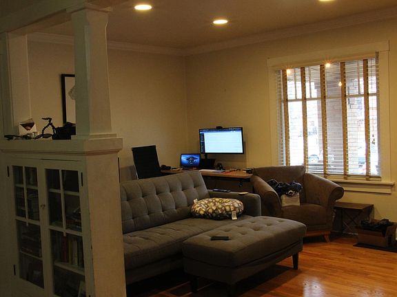 5th image of 481 N Marion St