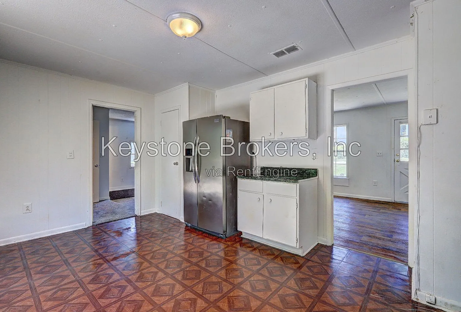 4 bed, 2.0 bath, 1200 sqft, $850 — Photo 4