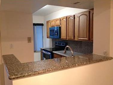 3rd image of 9220 Fontainebleau Blvd APT 201