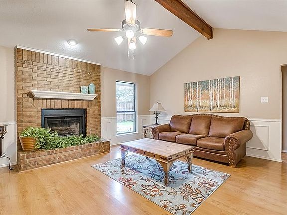 5th image of 776 Parkview Dr