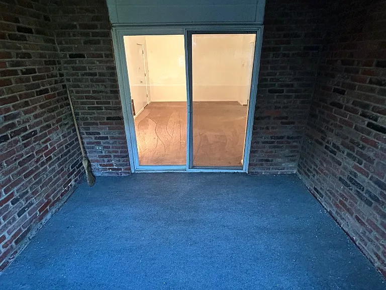 Unit Photo