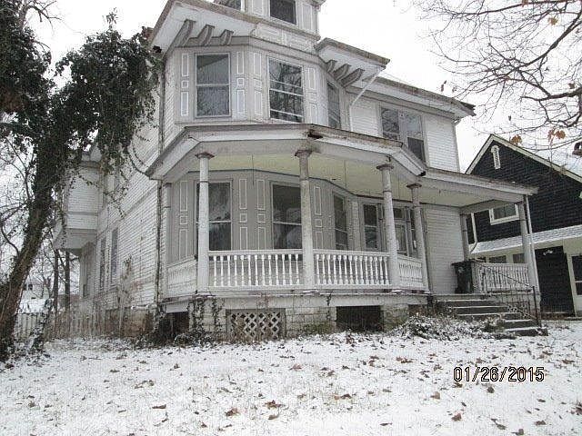 1st image of 917 Campbell Ave