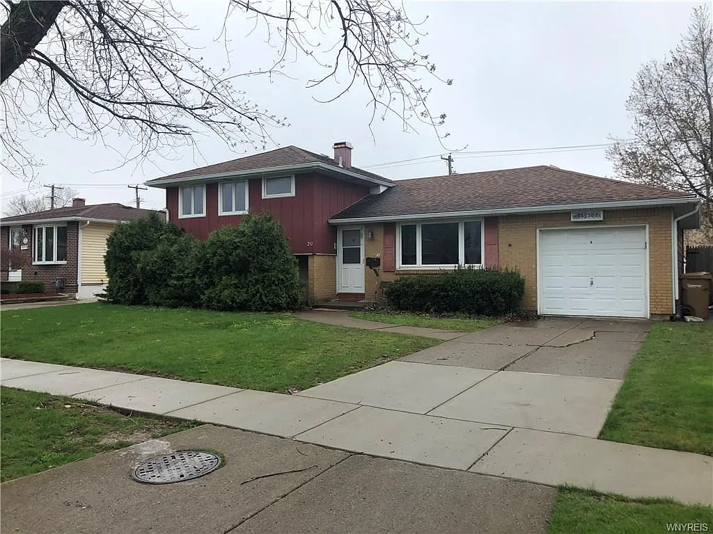 20 Jamaica Ln photo 1