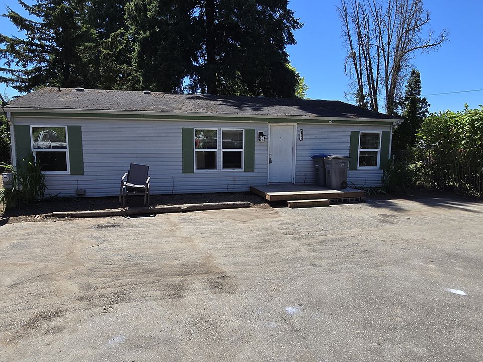 1st image of 1731 Lakehurst Dr
