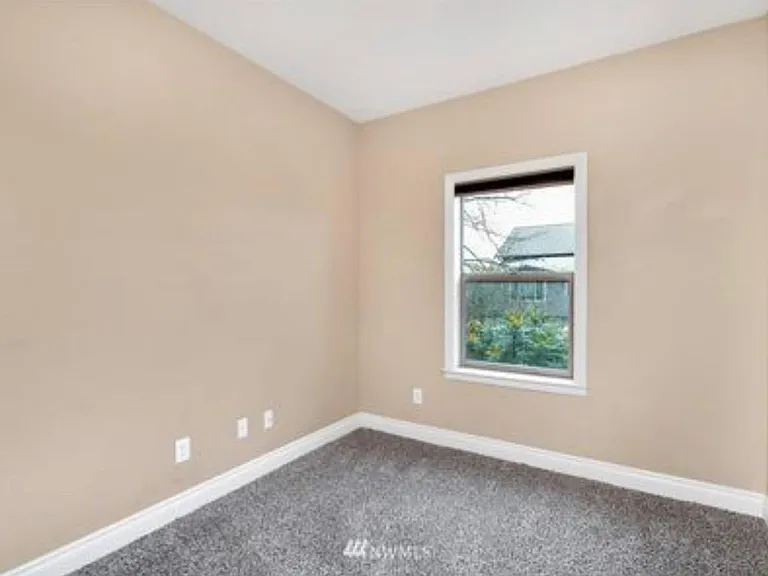 1991 Alder St #101 — Photo 7