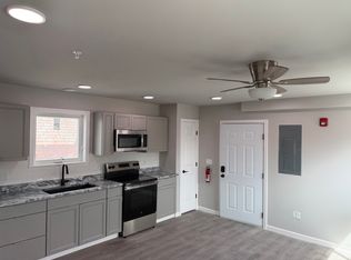 21 Isham St #101, Burlington, VT 05401