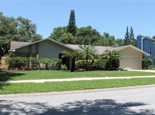 1735 Pine Hill Ct, Safety Harbor, FL 34695
