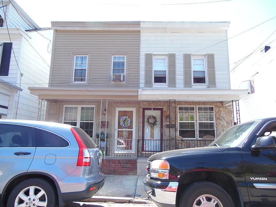 1st image of 424 S Nichols St