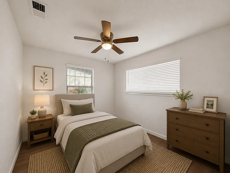 144 Alicia Ave — Photo 14