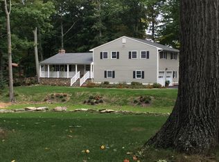 338 Barrack Hill Rd, Ridgefield, CT 06877