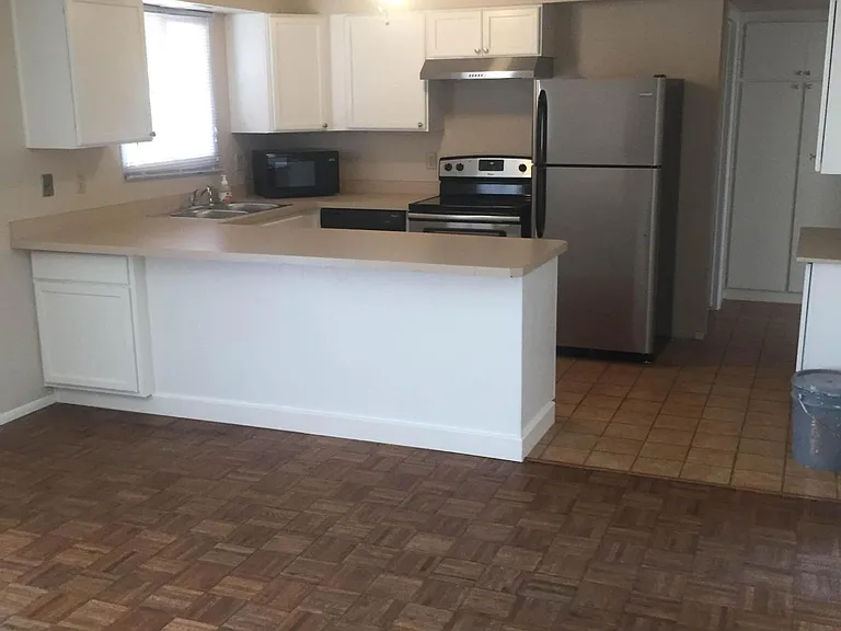 1234 E Riviera Dr — Photo 7