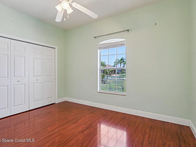929 Hialeah St — Photo 28